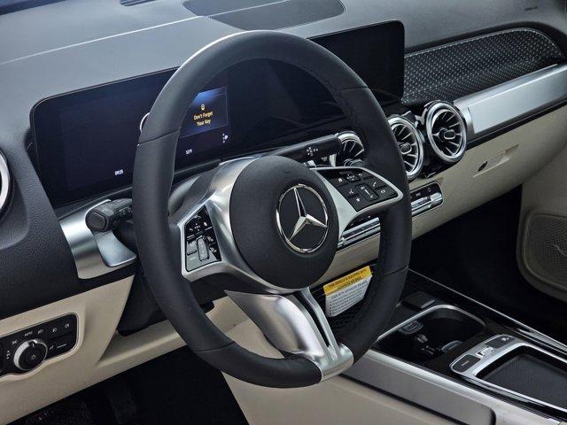 new 2025 Mercedes-Benz GLB 250 car, priced at $52,850