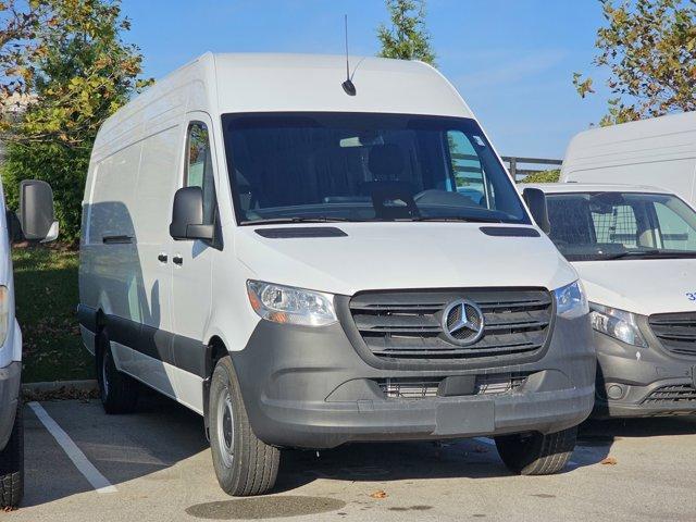 new 2025 Mercedes-Benz Sprinter 2500 car, priced at $67,188