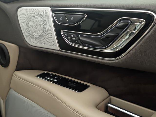 used 2024 Lincoln Navigator car, priced at $79,998