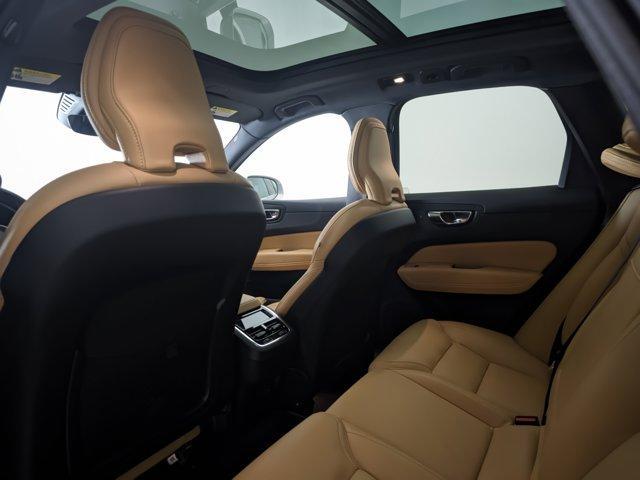used 2022 Volvo XC60 car, priced at $38,989