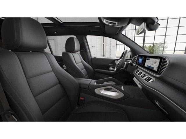 new 2025 Mercedes-Benz GLS 450 car, priced at $98,700