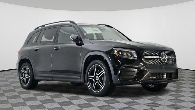 new 2025 Mercedes-Benz GLB 250 car, priced at $56,205