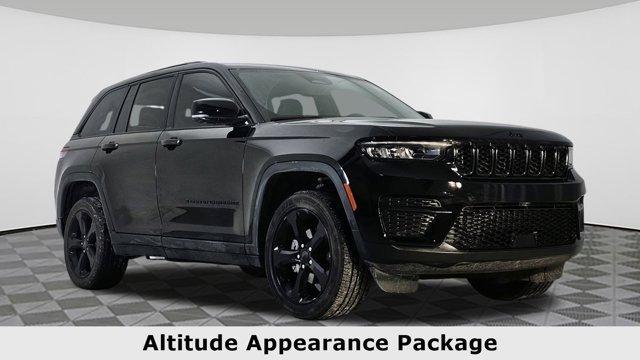 used 2022 Jeep Grand Cherokee car, priced at $32,759