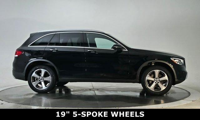 used 2022 Mercedes-Benz GLC 300 car, priced at $33,297