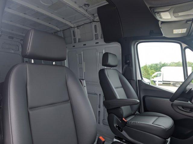 new 2024 Mercedes-Benz Sprinter 2500 car