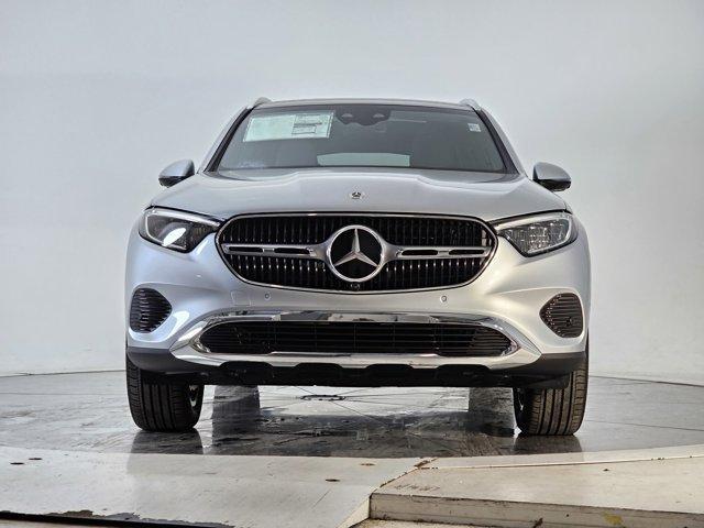 new 2025 Mercedes-Benz GLC 300 car, priced at $61,110