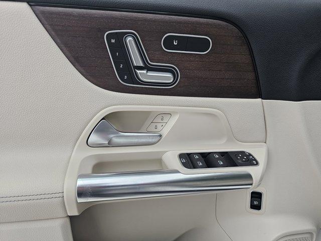 used 2021 Mercedes-Benz GLA 250 car, priced at $30,417