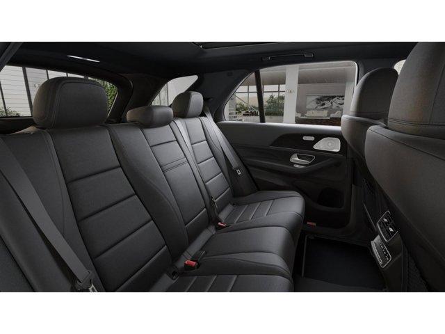 new 2025 Mercedes-Benz GLE 450 car, priced at $89,445