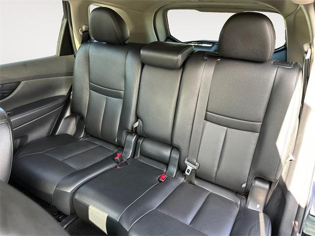 used 2019 Nissan Rogue car, priced at $17,649