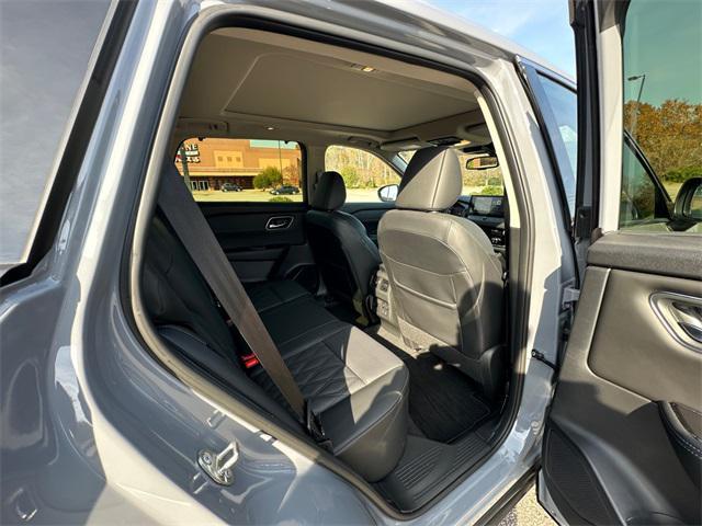 used 2024 Nissan Rogue car, priced at $31,824