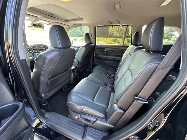 used 2021 Honda Pilot car, priced at $29,450