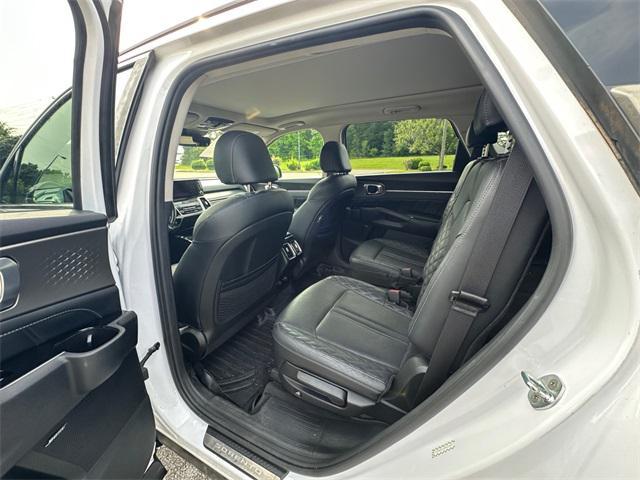 used 2021 Kia Sorento car, priced at $24,430