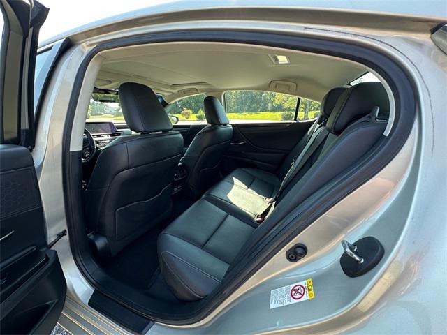 used 2019 Lexus ES 350 car, priced at $28,410