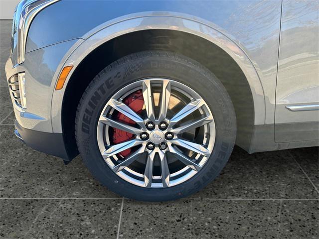 used 2023 Cadillac XT5 car, priced at $34,885