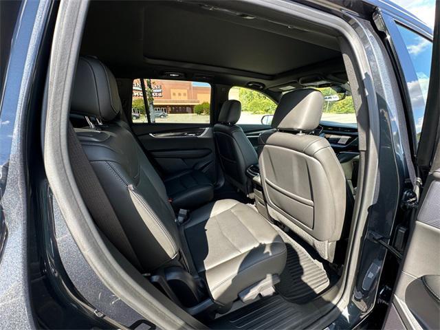 used 2021 Cadillac XT6 car, priced at $38,991