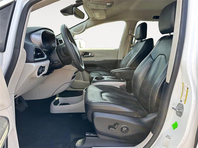 used 2022 Chrysler Pacifica car, priced at $22,400