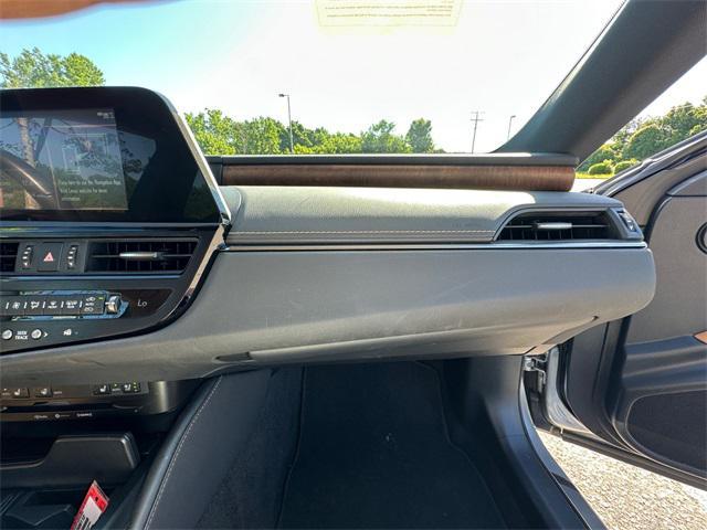 used 2022 Lexus ES 350 car, priced at $35,758