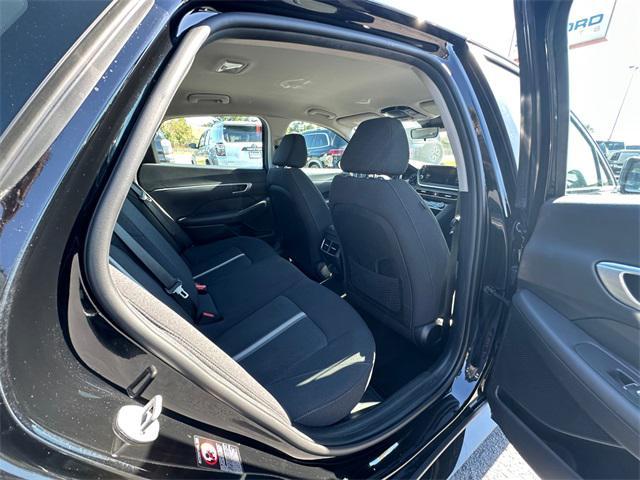 used 2023 Hyundai Sonata Hybrid car, priced at $19,405