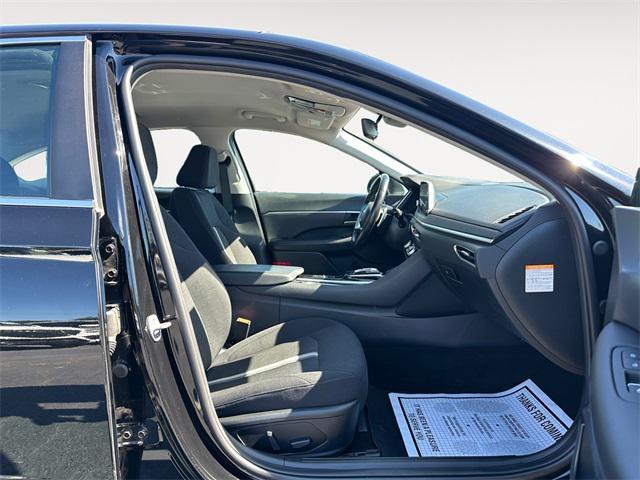 used 2023 Hyundai Sonata Hybrid car, priced at $19,405