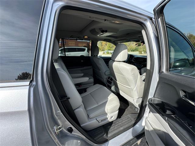 used 2019 Honda Pilot car, priced at $27,490