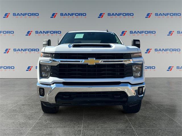 used 2024 Chevrolet Silverado 2500 car, priced at $45,990