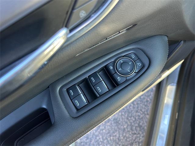 used 2023 Cadillac XT6 car, priced at $30,987