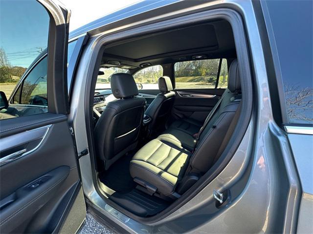 used 2023 Cadillac XT6 car, priced at $30,987