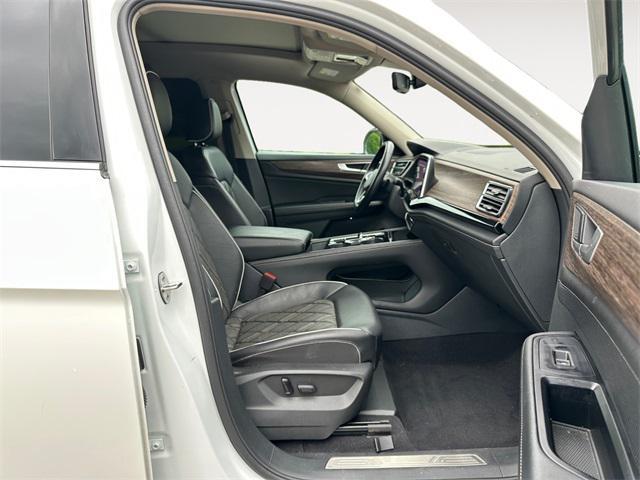 used 2024 Volkswagen Atlas car, priced at $41,400