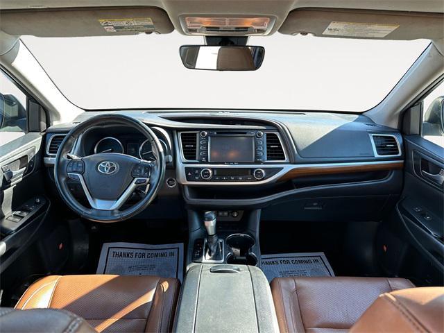 used 2019 Toyota Highlander car, priced at $24,500