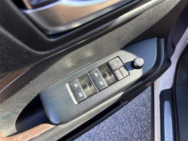 used 2019 Toyota Highlander car, priced at $24,500