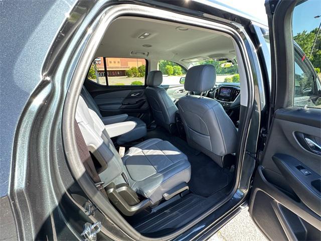 used 2021 Chevrolet Traverse car, priced at $28,731