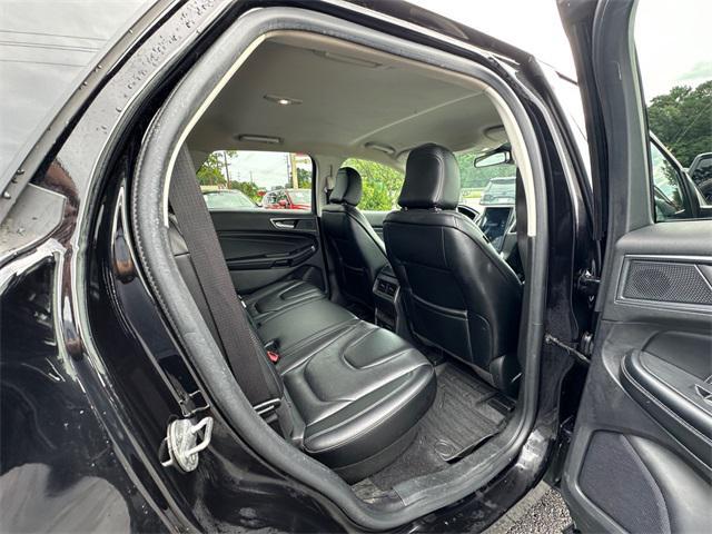 used 2022 Ford Edge car, priced at $18,860