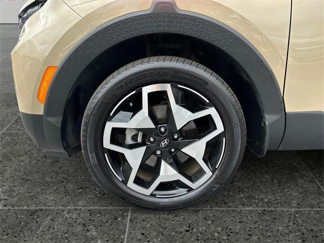 used 2023 Hyundai SANTA CRUZ car, priced at $23,710
