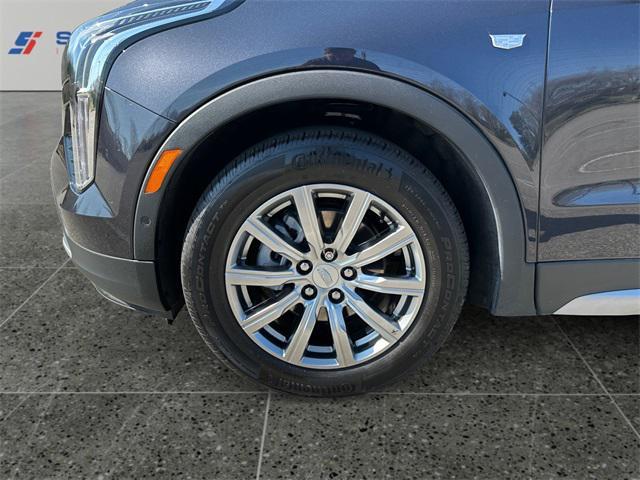 used 2022 Cadillac XT4 car, priced at $29,497