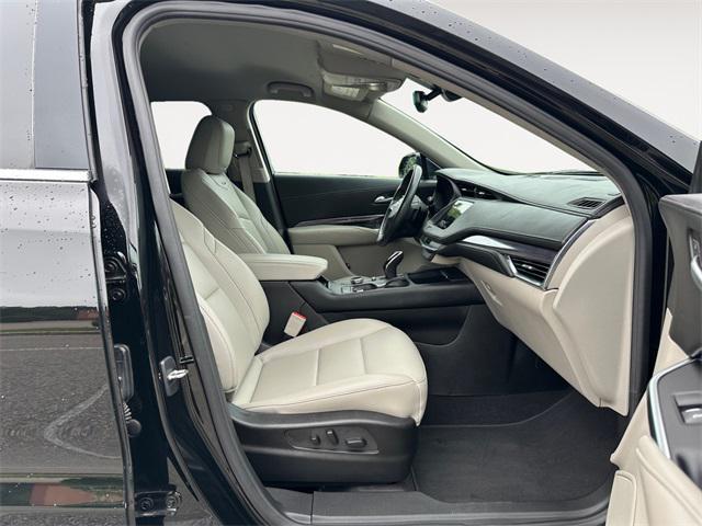 used 2022 Cadillac XT4 car, priced at $23,450