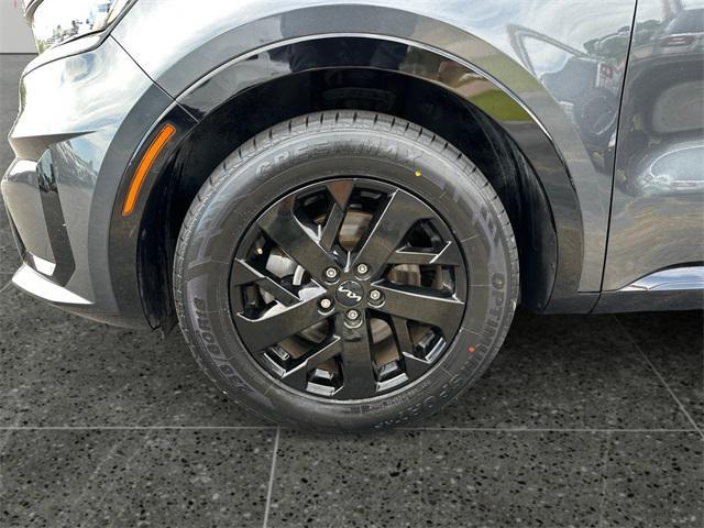 used 2022 Kia Sorento car, priced at $25,488