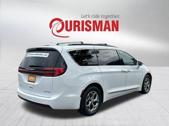 used 2022 Chrysler Pacifica car, priced at $27,991