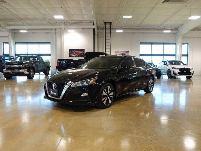 used 2022 Nissan Altima car, priced at $21,136