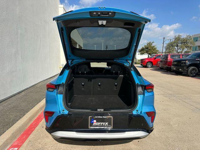 used 2025 Buick Envista car, priced at $26,500