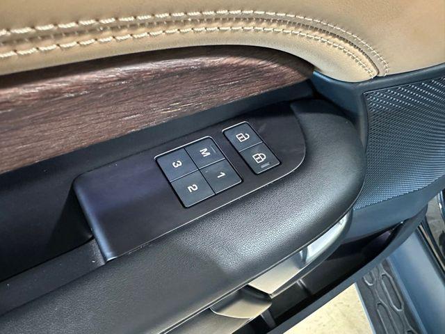 used 2023 Land Rover Discovery car, priced at $55,500