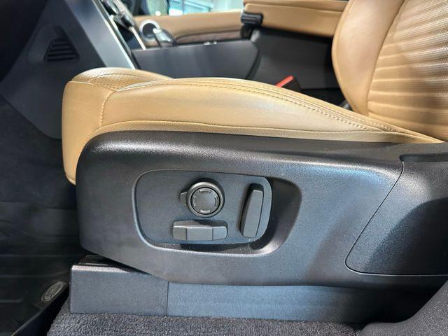 used 2023 Land Rover Discovery car, priced at $55,500