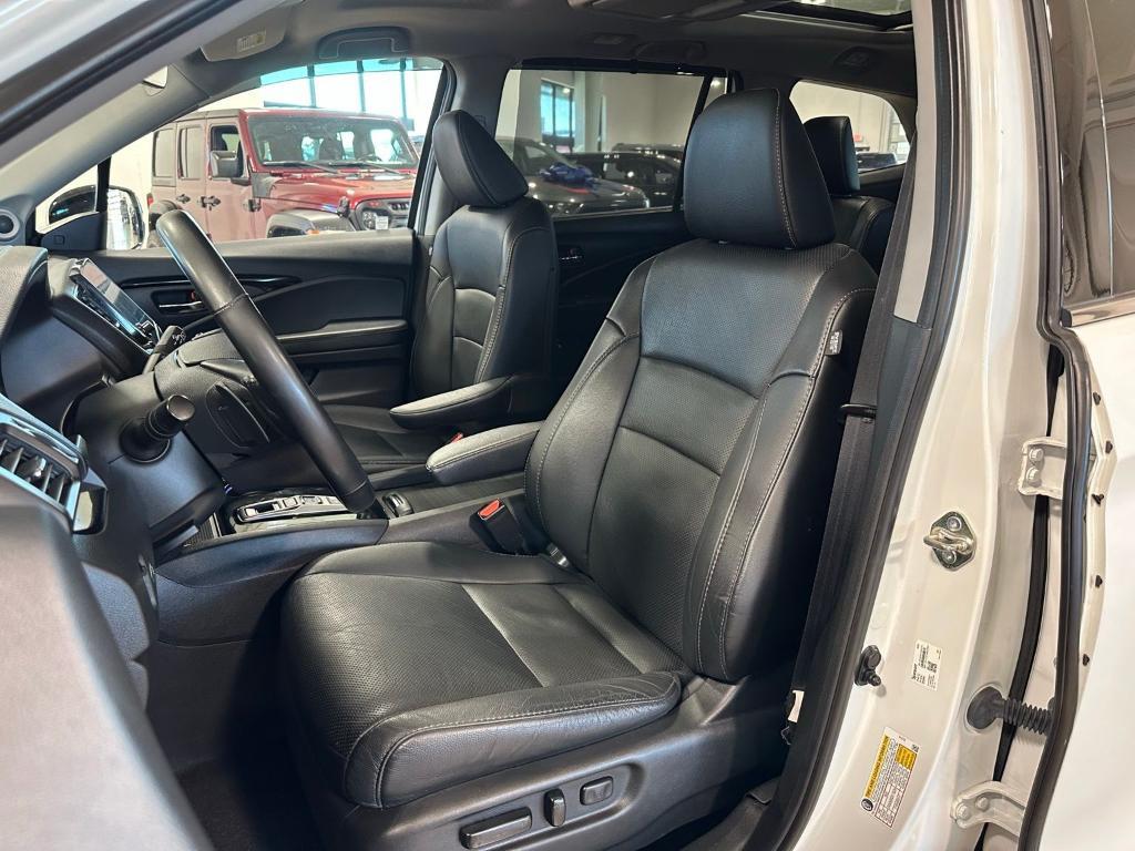 used 2020 Honda Pilot car, priced at $31,000