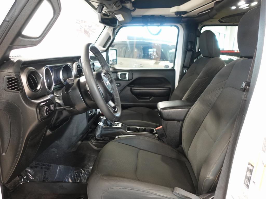 used 2023 Jeep Gladiator car, priced at $33,000