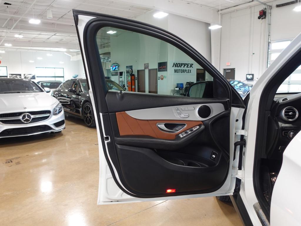used 2022 Mercedes-Benz GLC 300 car, priced at $33,700