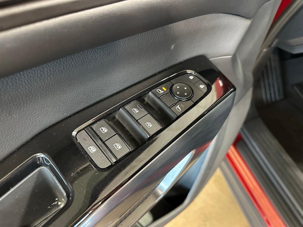 used 2022 Nissan Pathfinder car, priced at $30,500
