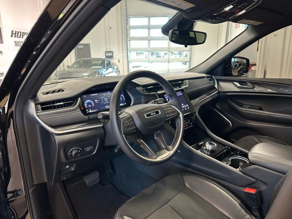 used 2022 Jeep Grand Cherokee car, priced at $29,750