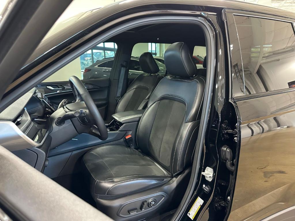 used 2022 Jeep Grand Cherokee car, priced at $29,750