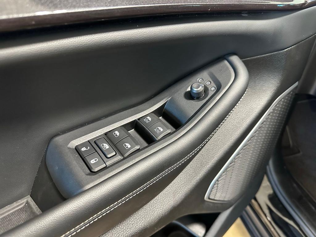 used 2022 Jeep Grand Cherokee car, priced at $29,750