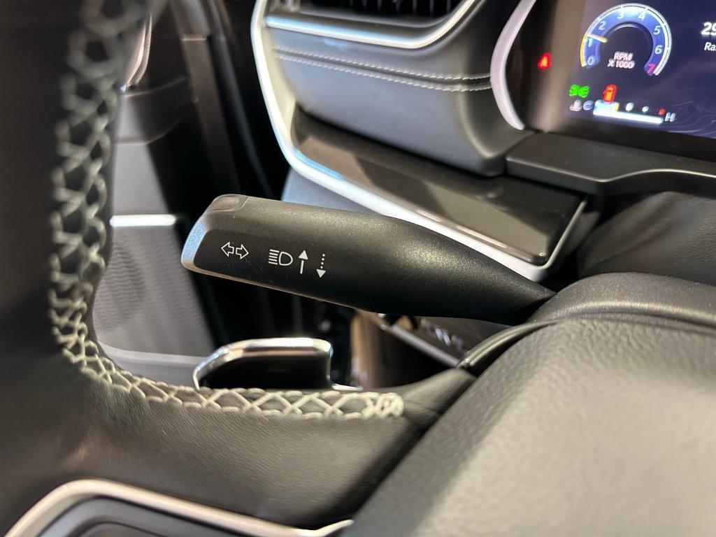 used 2022 Jeep Grand Cherokee car, priced at $29,750