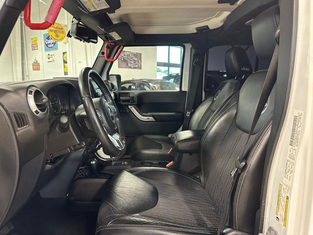 used 2014 Jeep Wrangler Unlimited car, priced at $21,000
